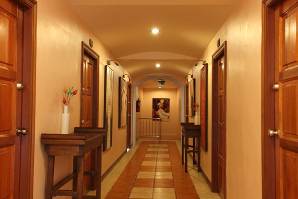 Bangla Star Hotel Phuket Екстериор снимка