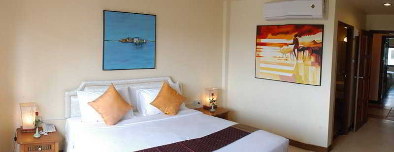 Bangla Star Hotel Phuket Екстериор снимка