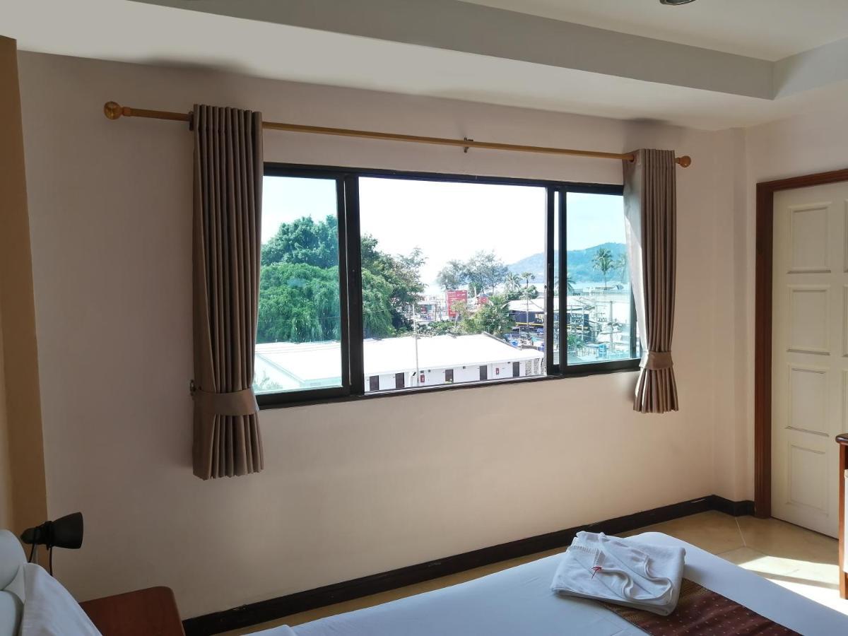 Bangla Star Hotel Phuket Екстериор снимка